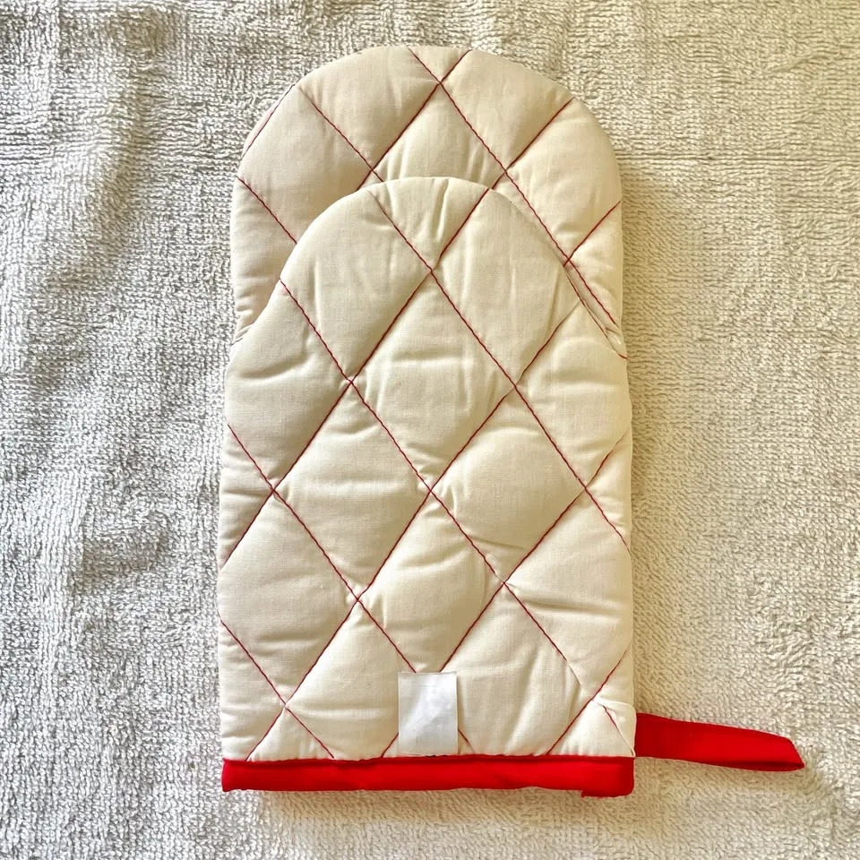 Vintage🌺HAWAII Hibiscus Quilted Oven Mitt image indicator(5)