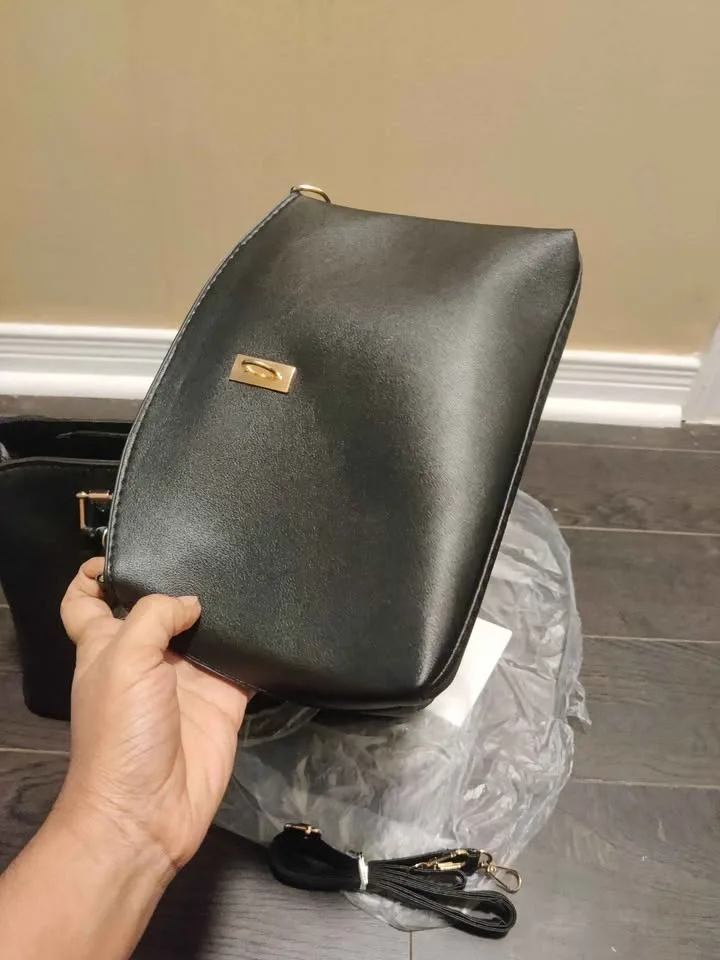 Brand new 2pc black color light weight women hand bag set image indicator(5)