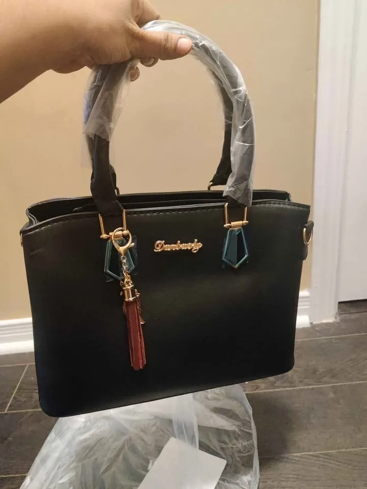 Brand new 2pc black color light weight women hand bag set image indicator(6)