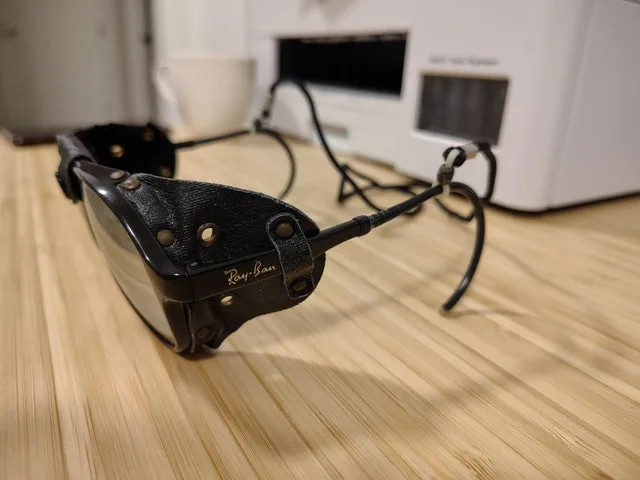 Vintage Ray-Ban Glacier/Ski Glasses image indicator(3)