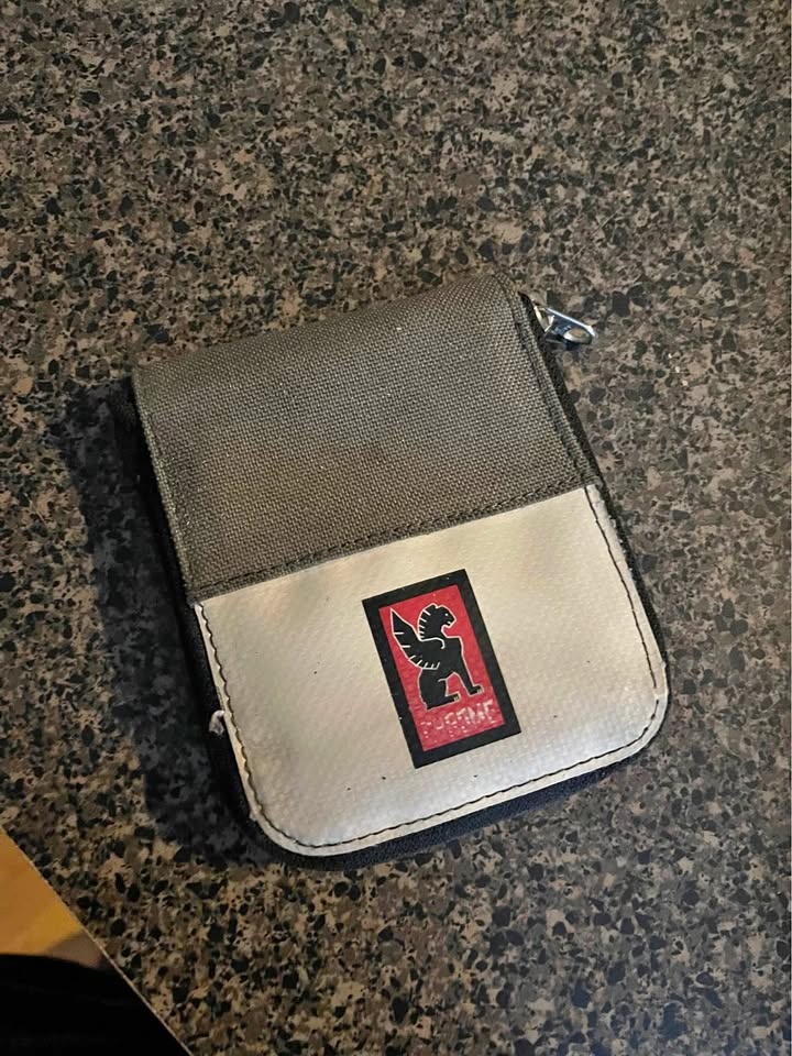 Chrome Industries Zipper Wallet