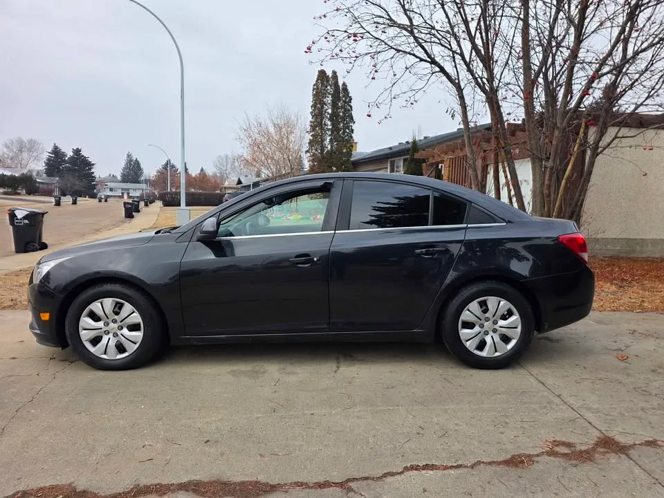 2014 Chevrolet Cruze image indicator(5)