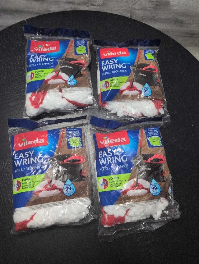 Four Vileda Easy Wring Refills