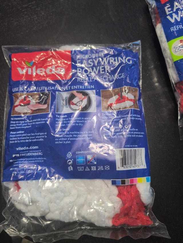 Four Vileda Easy Wring Refills - photo 4