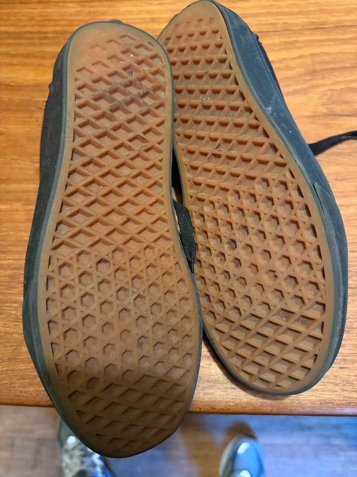 Black Vans Old Skool sneakers - photo 5