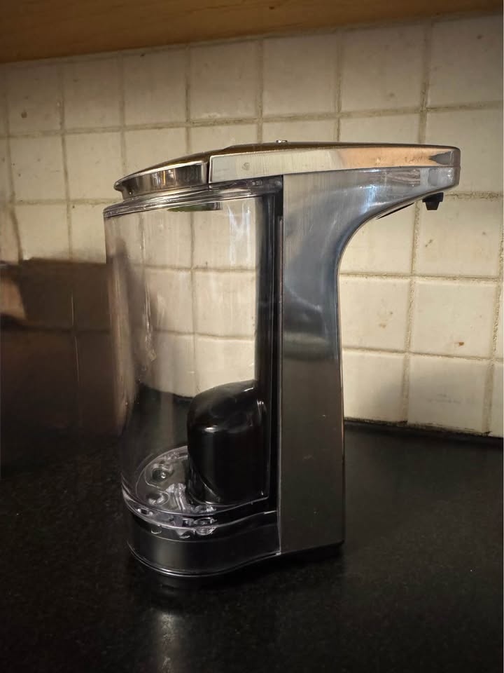 Simplehuman 8 oz. Touch-Free Sensor Liquid Soap Pump - photo 2