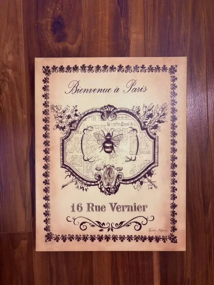 Parisian + Classic Art — Gorgeous Holiday Home Accents 🖼️🎄 image indicator(6)