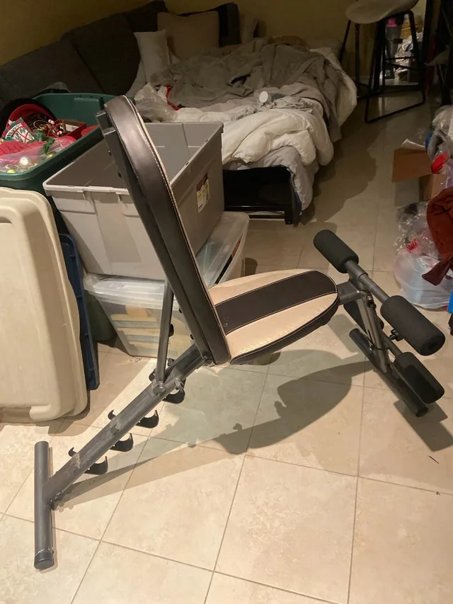 Marcy exercises bench. CLEANOUT