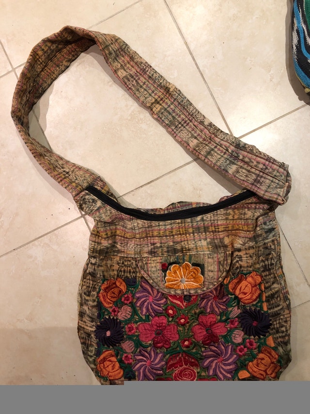 Guatemalan bags. CLEANOUT - photo 3