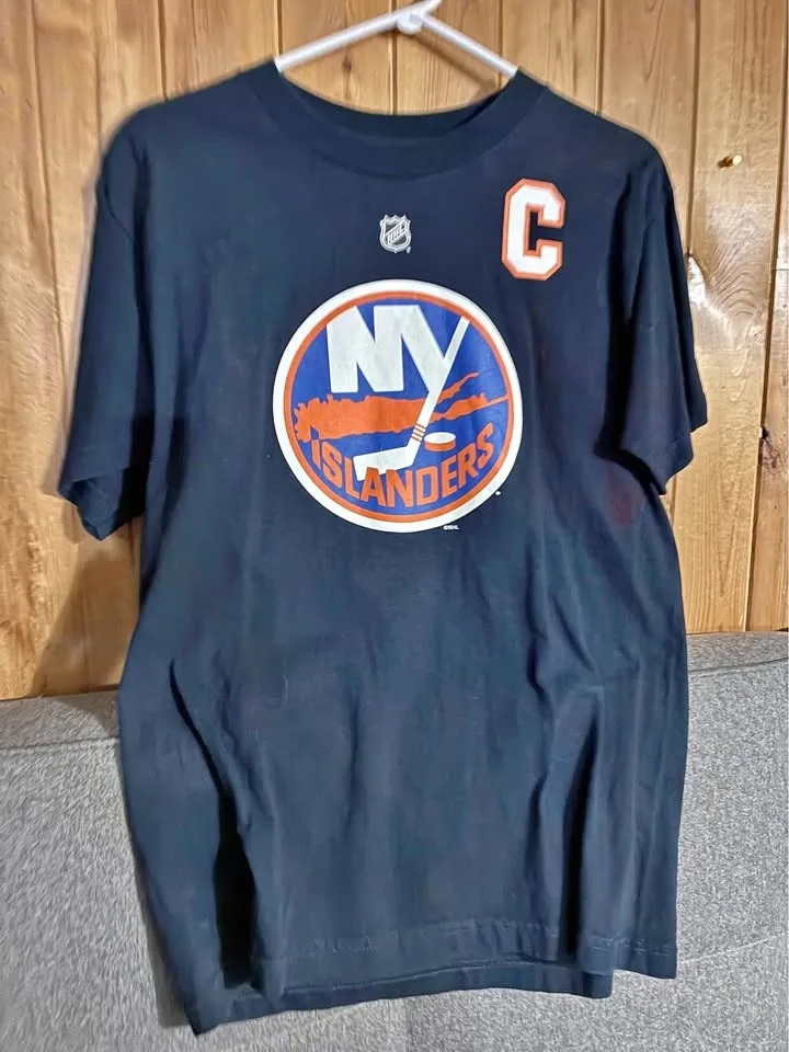 John Tavares NYI Tee