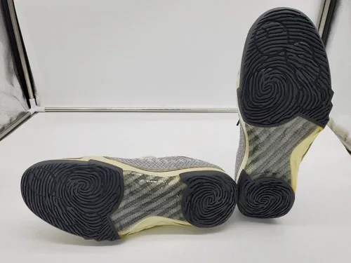 Air Jordan XX3 23 White Stealth Black Gold 2008 Size 11 image indicator(5)