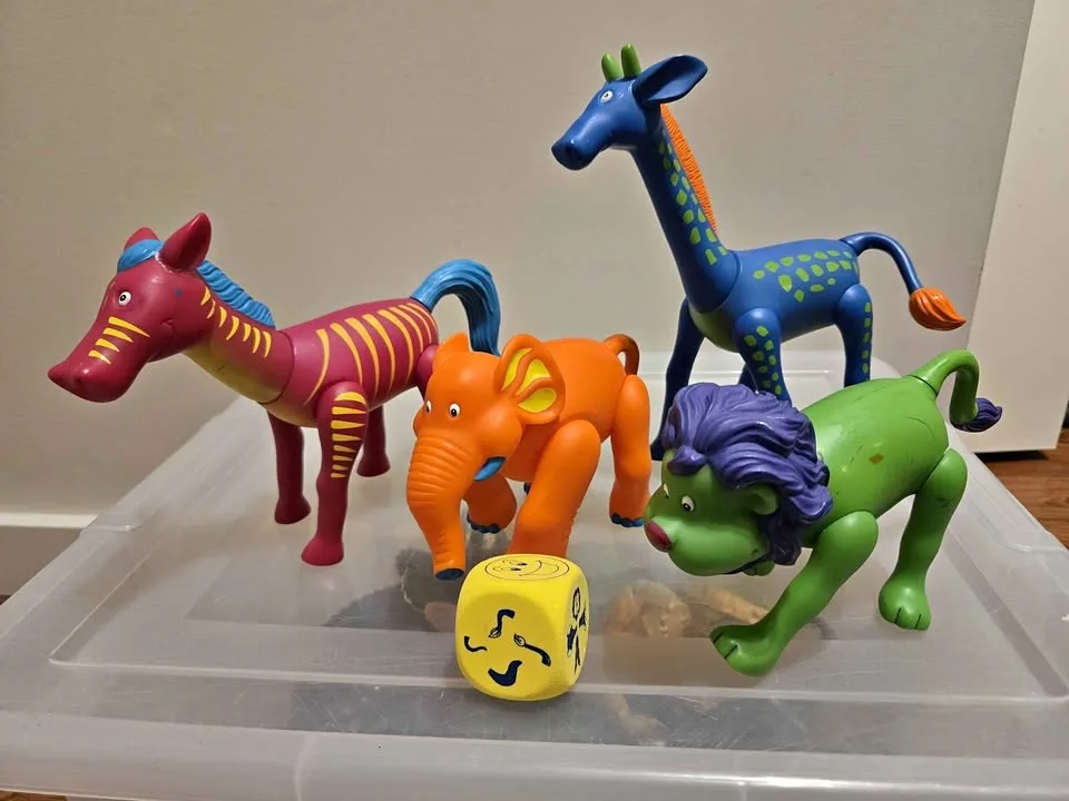 Animal Mix & Match Assembly toy/game