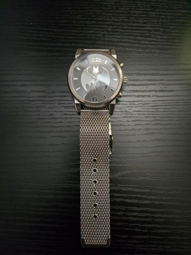 Batman Silvertone Mesh Strap Watch (Bat8043)