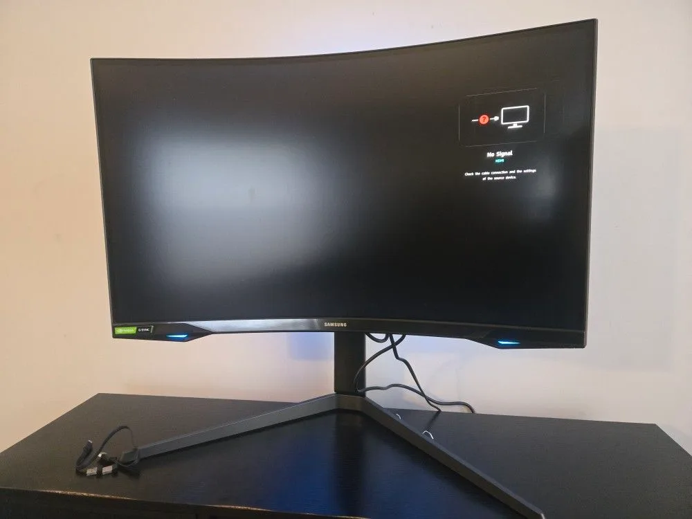 Odyssey G7 27" LED Curved QHD FreeSync & G-SYNC Compatible