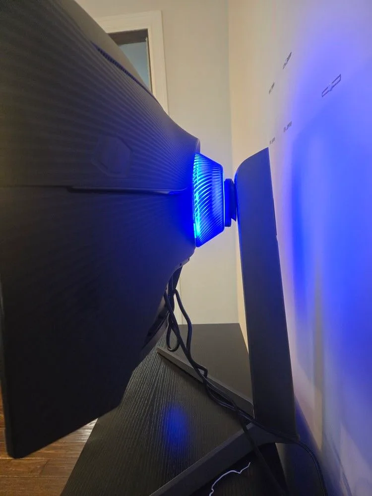 Odyssey G7 27" LED Curved QHD FreeSync & G-SYNC Compatible image indicator(2)