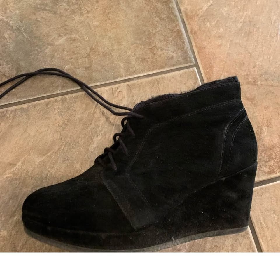Also suede boots size 8.5 - photo 2