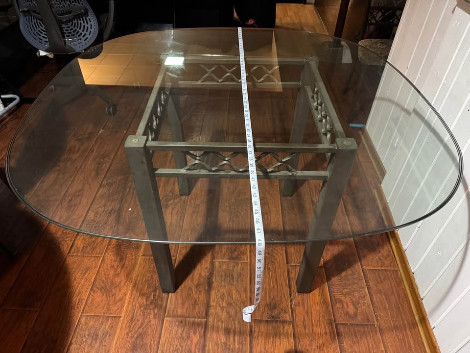 Dining table - photo 4