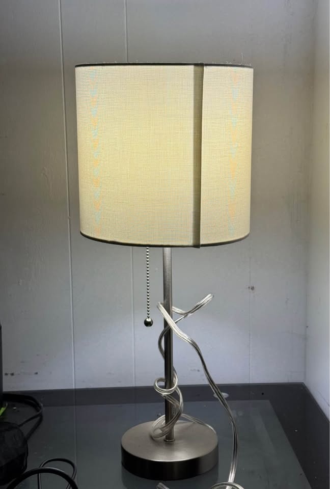 Small Desk Lamp - photo 2