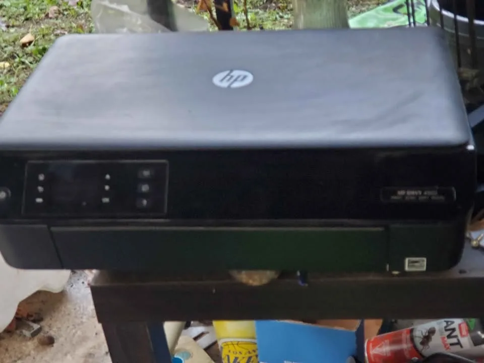 Makita Drill, Ladders, Denon Receiver, Nailer, Receivers, Sander image indicator(7)