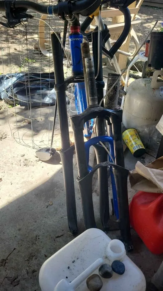 misc tools power cords and snow board with bag moving sale ladde image indicator(3)