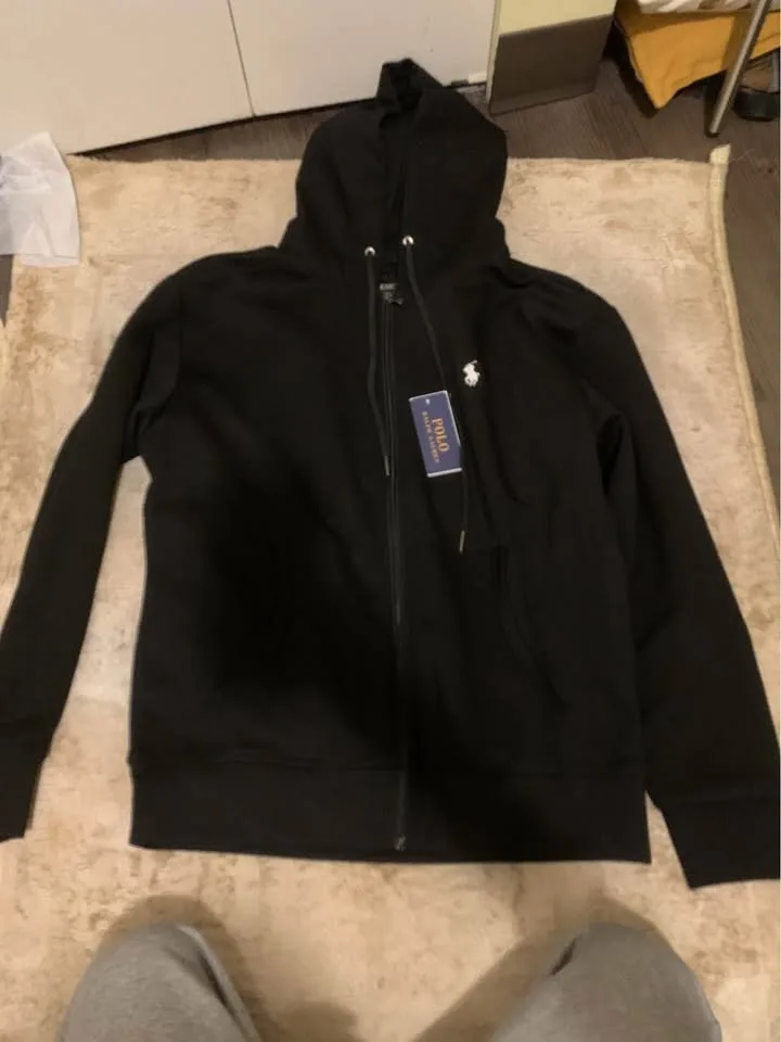 CLOTHES AND ELECTRONICS image indicator(3)