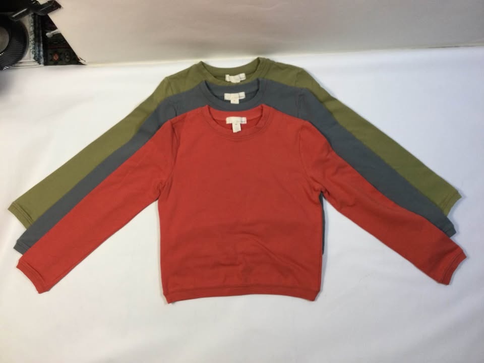 100% cotton Designed by Essa sweatshirts, New, Sz. M - photo 4