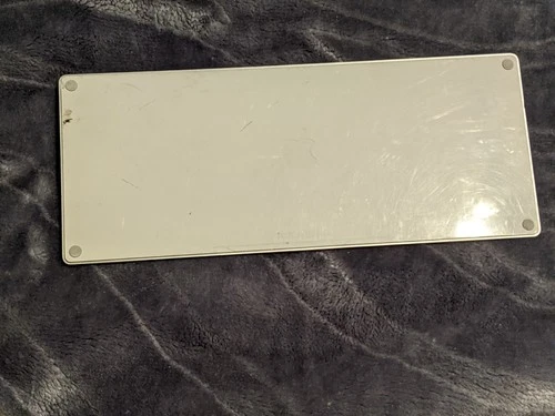 APPLE WIRELESS KEYBOARD A1314 AND MOUSE A1296 - photo 2