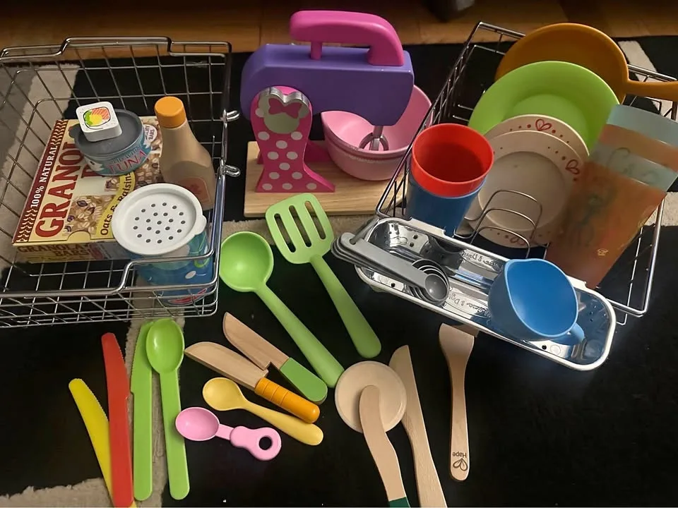 Kitchen play toys