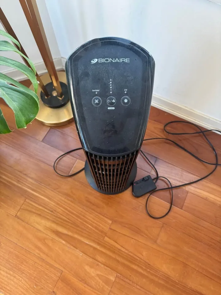 Bionaire True HEPA Air Purifier with Ionizer & UV image indicator(2)