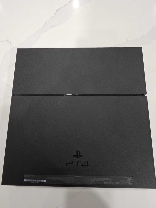Playstation 4 - photo 2