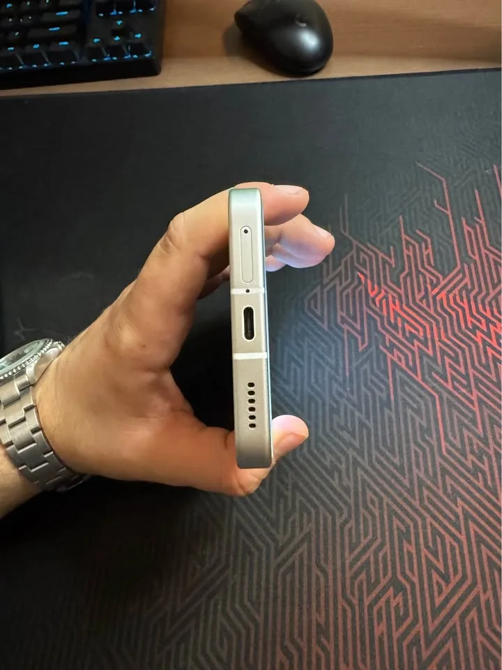 Nothing Phone 3 512 GB image indicator(5)