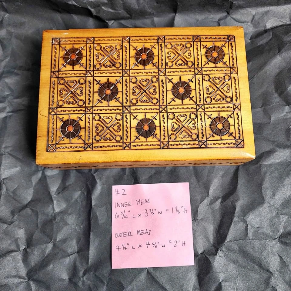 OBO MOVING Antique vintage Hand Carved cute Wood box
