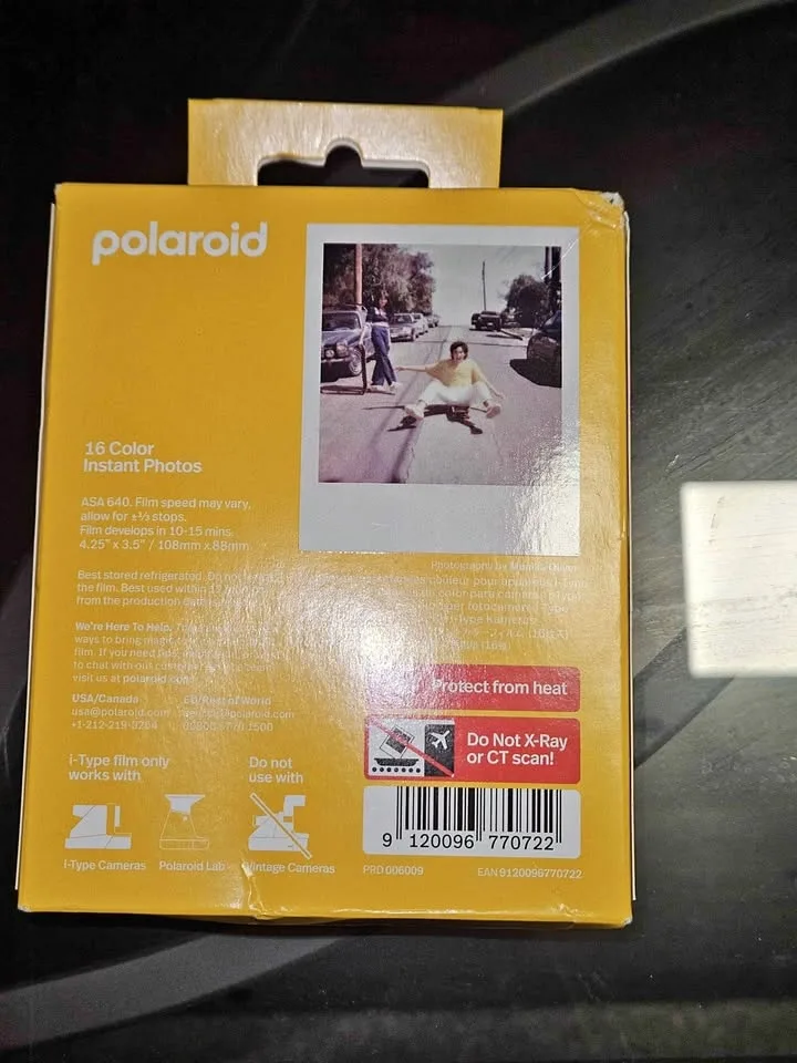 Polaroid Color i-Type Film
