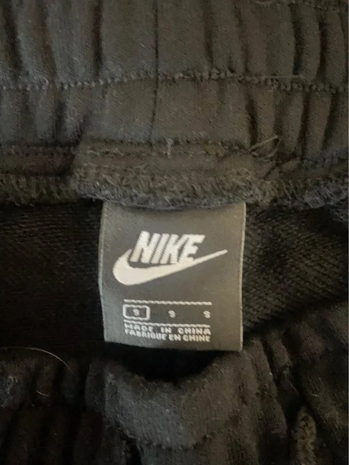Stussy x Nike sweats image indicator(4)