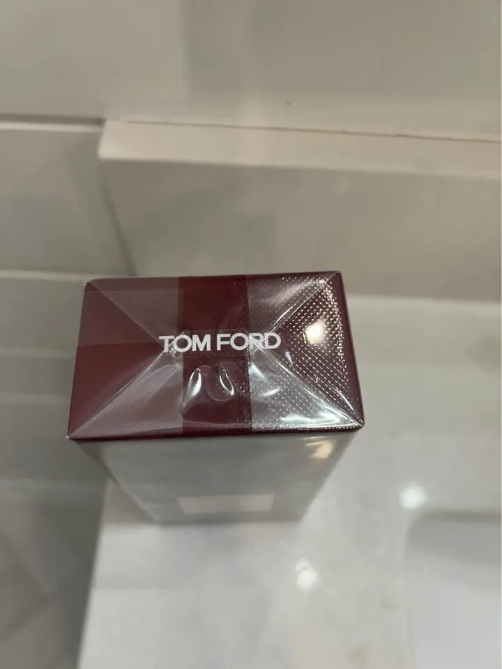 Tom Ford Lost Cherry brand new in packaging image indicator(2)