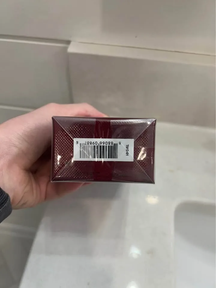 Tom Ford Lost Cherry brand new in packaging image indicator(4)