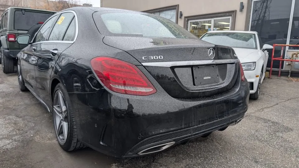 2018 Mercedes-Benz C300 image indicator(4)