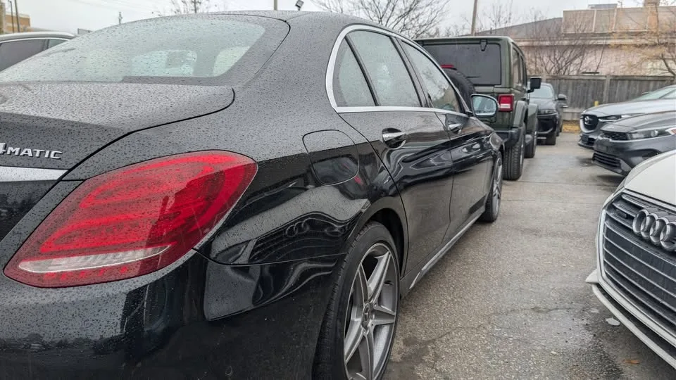 2018 Mercedes-Benz C300 image indicator(6)