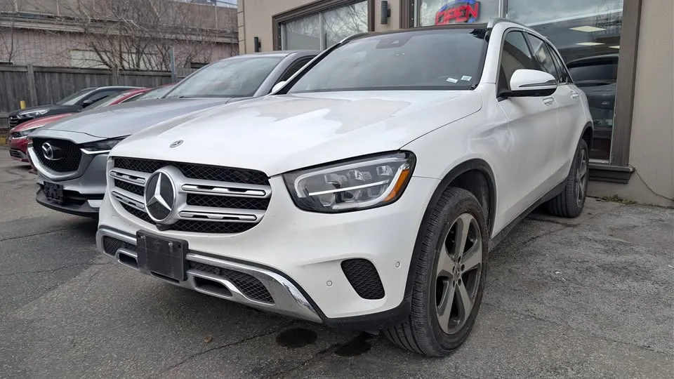 2022 Mercedes-Benz GLC 300