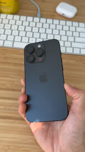 Apple iPhone 14 Pro - 128 GB - Space Black (Unlocked) image indicator(2)