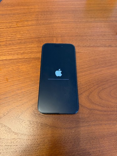 Apple iPhone 14 Pro - 128 GB - Space Black (Unlocked) - photo 3