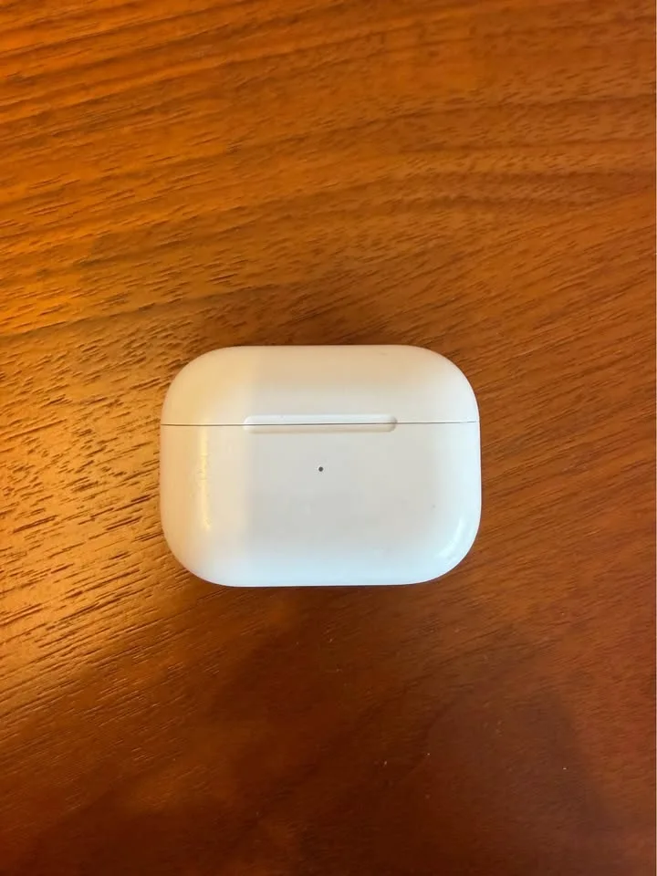 AirPods Pro 2nd Generation image indicator(4)