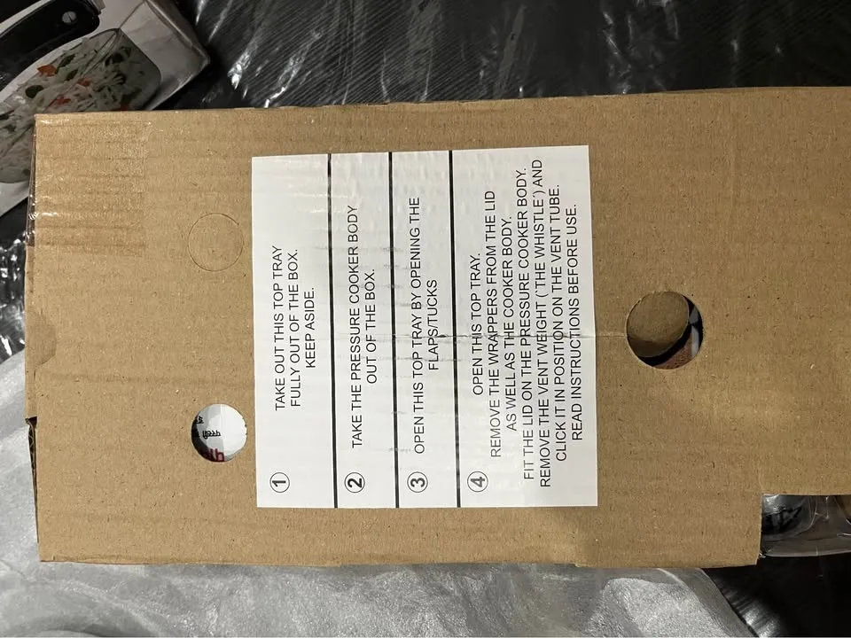 Brand New Hawkins Classic 1.5L Pressure Cooker image indicator(3)