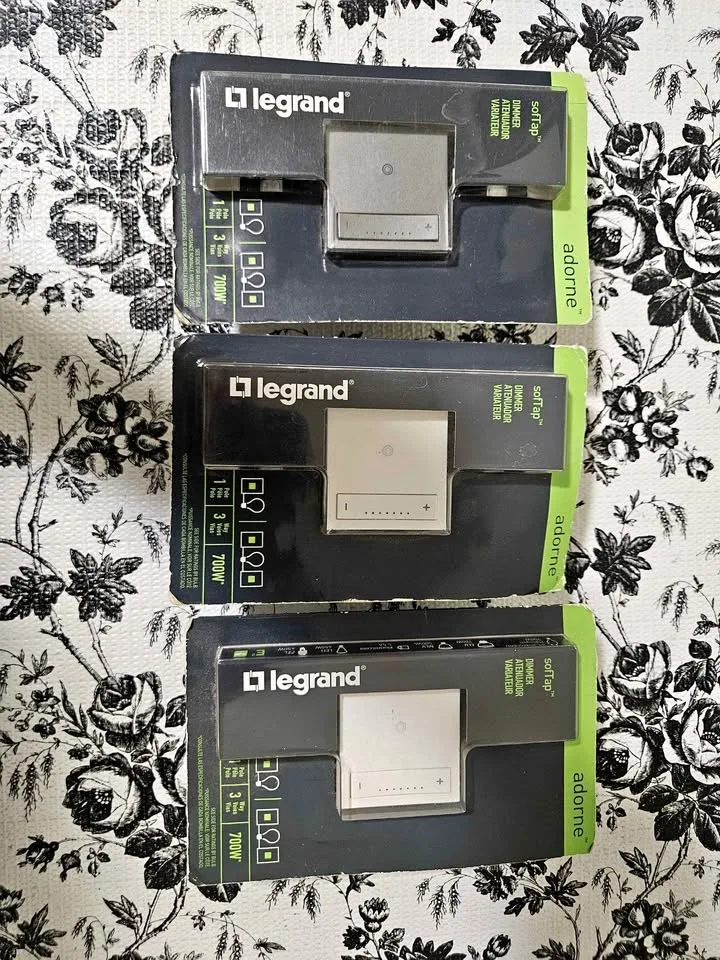 Legrand Adorne Softap Touch Dimmer - Illuminated