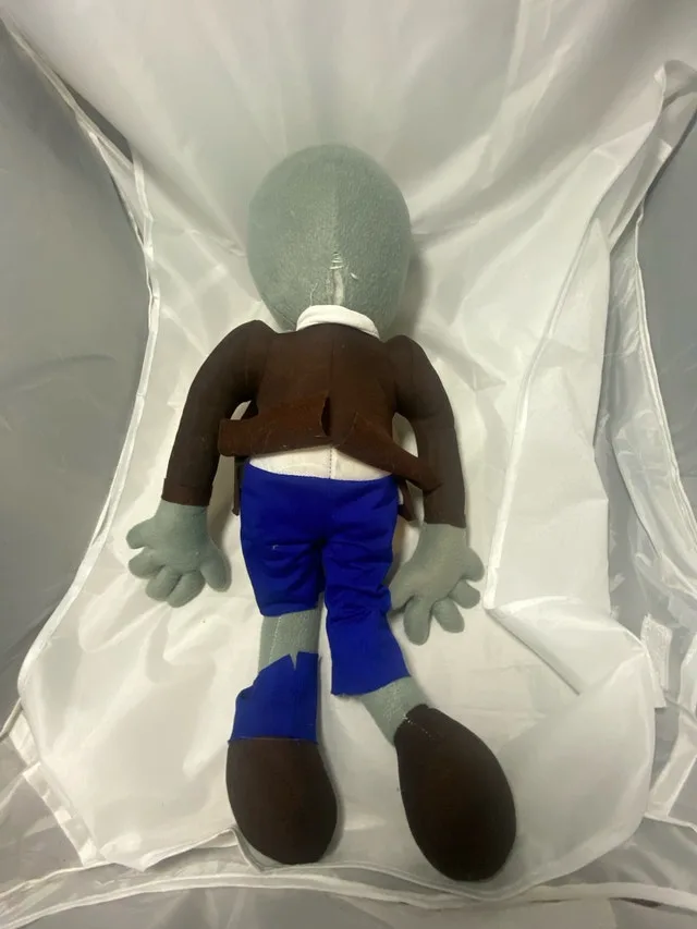 Plants Vs Zombies 20” Plush image indicator(4)