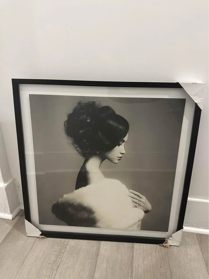 Wall Art 28x28 image indicator(2)