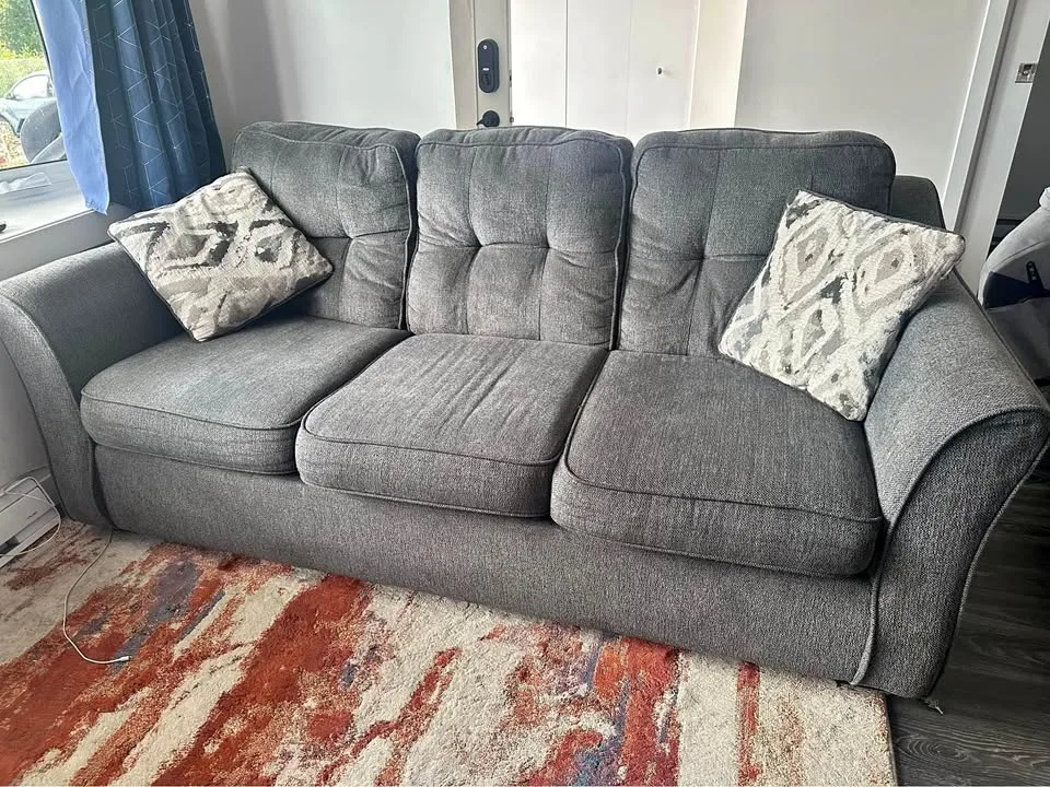 Sofa (Grey)