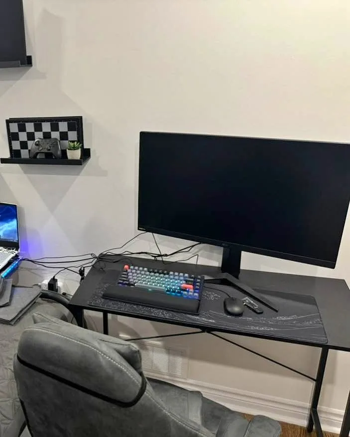 Like new Ultra Gear LG Gaming Monitor 32 Inches 2K