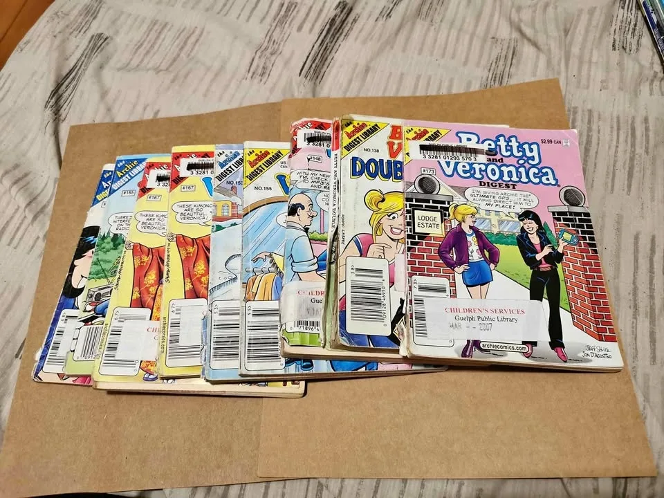 Betty & Veronica, Archie Comics - 9 Books