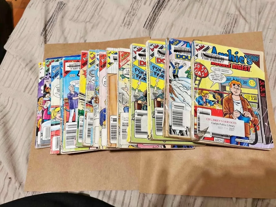 Archie's Double Digest and Laugh Digest - 15 Books